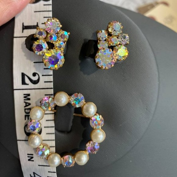 💋 4 FOR $50 /VINTAGE TRIAD EARRINGS & BROOCH (VGUC) - Picture 2 of 7